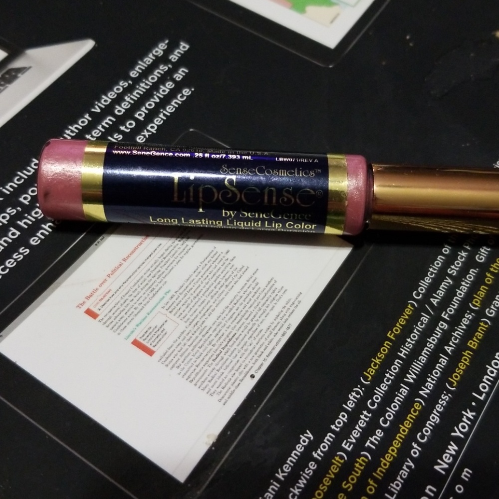 Lipsense